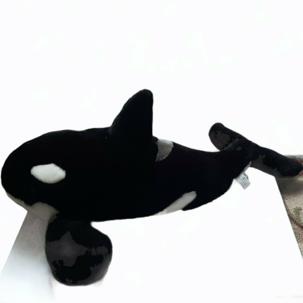 SeaWorld Whale Shamu Orca Plush Stuffed Animal Large 18"